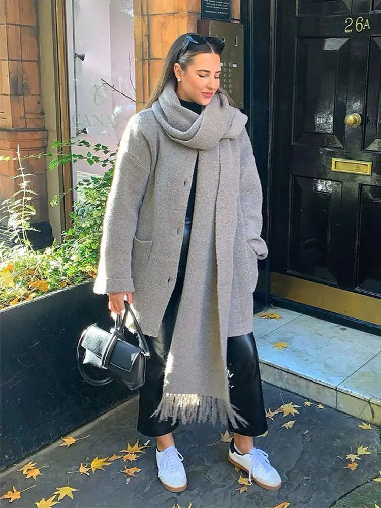 Mystique & Co™ Cardigan écharpe