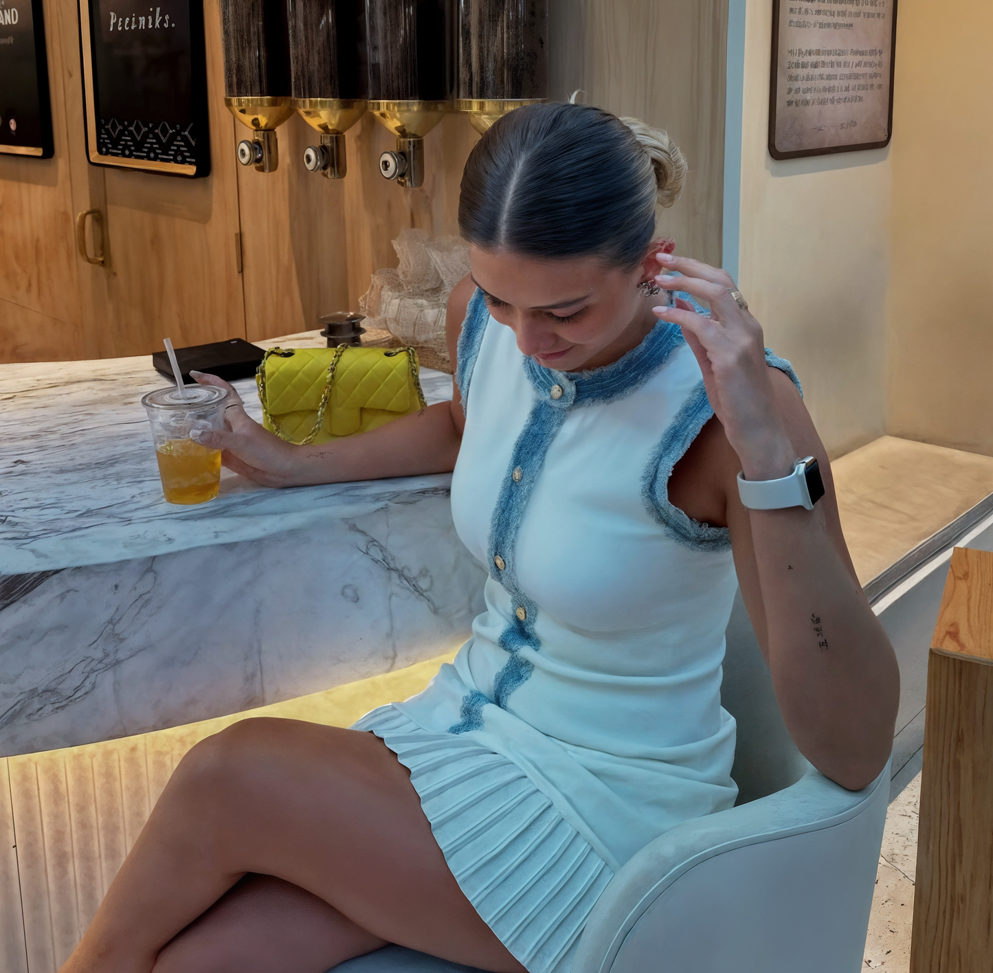 Mystique & Co™ La robe Bleu Biscuit